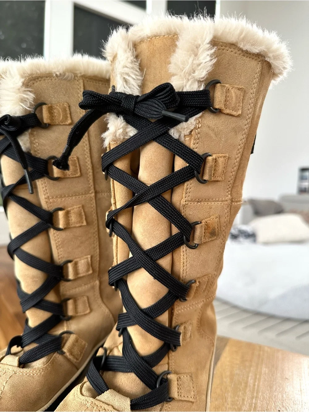 Sorel Joan of Arctic Tan Suede Leather Boots